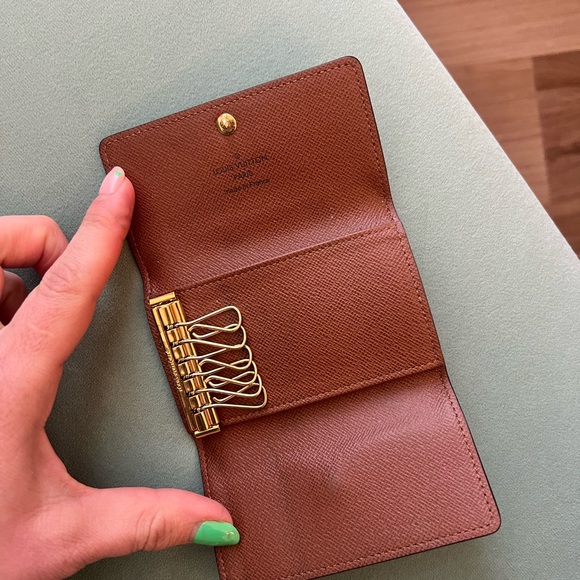 Louis Vuitton monogram six ring key holder - Picture 4 of 5